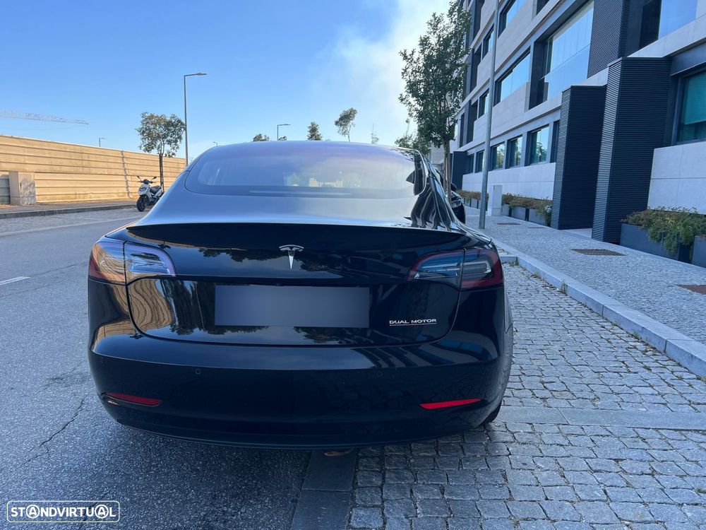 Tesla Model 3 Long Range AWD Dual Motor Performance - 3