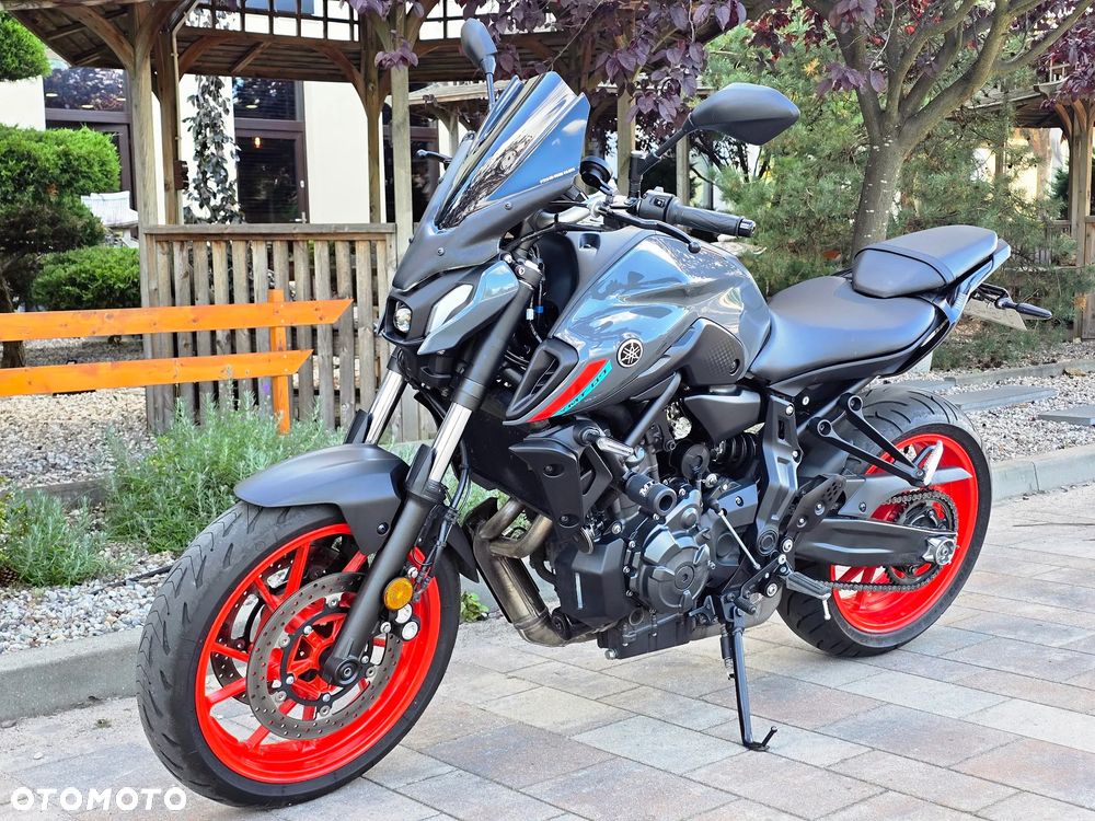 Yamaha MT - 3