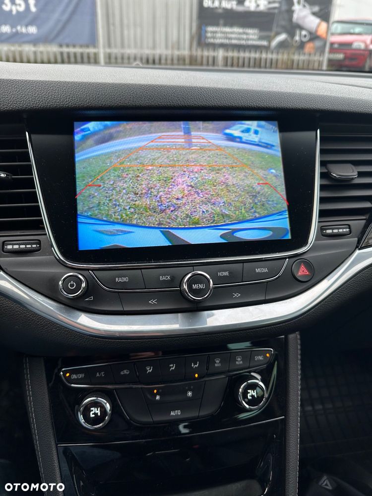 Opel Astra 1.4 T Elite - 7