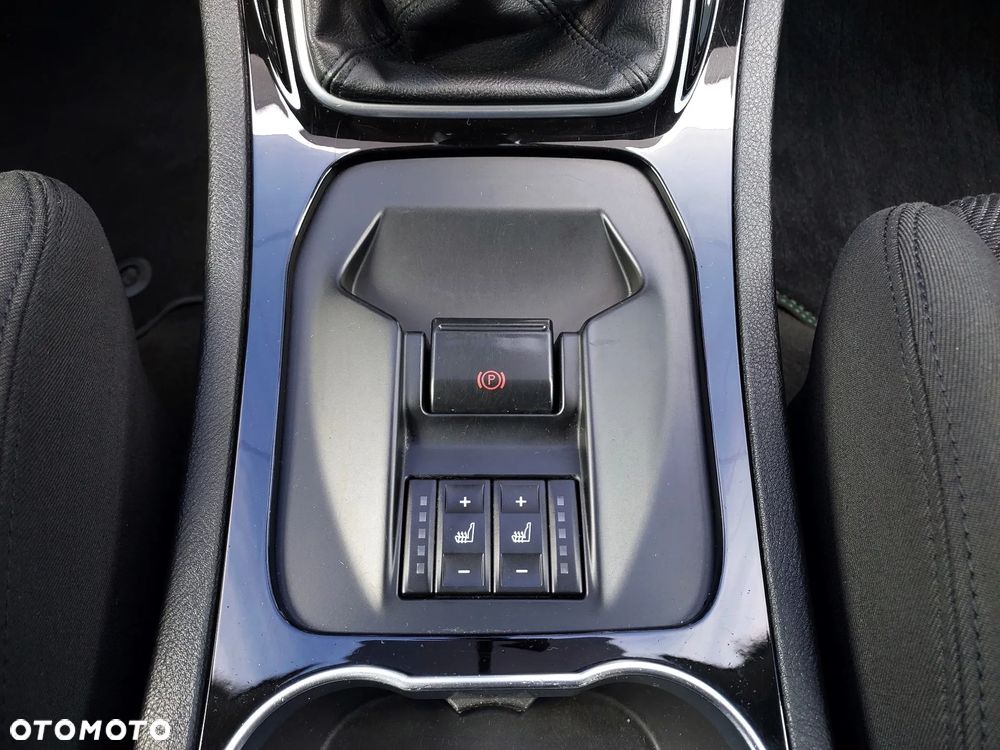 Ford S-Max 2.0 TDCi DPF Titanium - 32