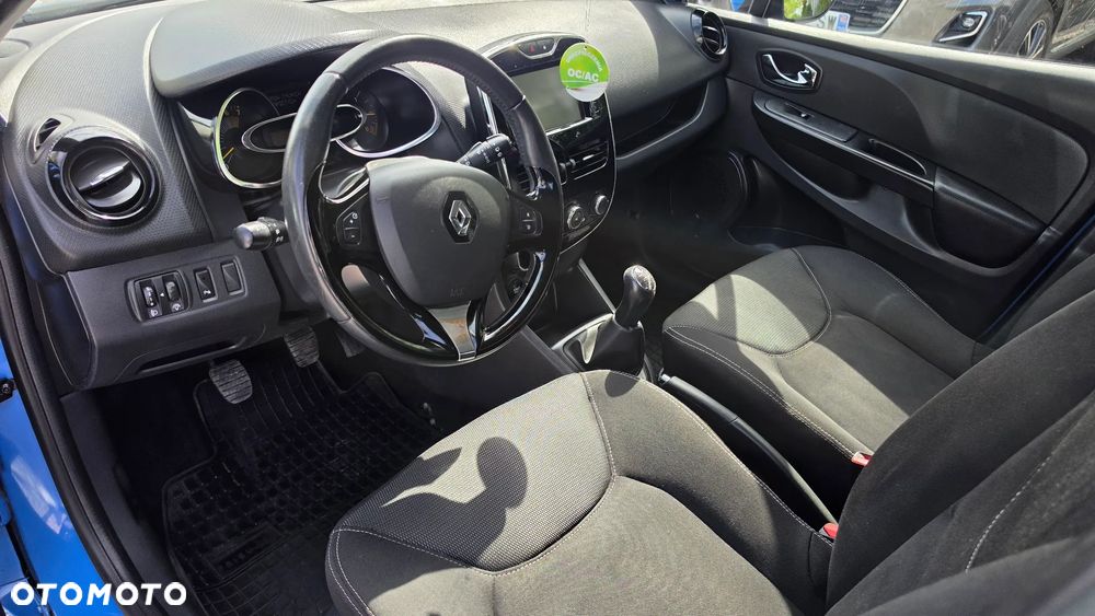 Renault Clio 1.2 16V Limited EU6 - 13