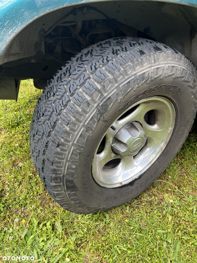 Ford Explorer 4.0 - 17