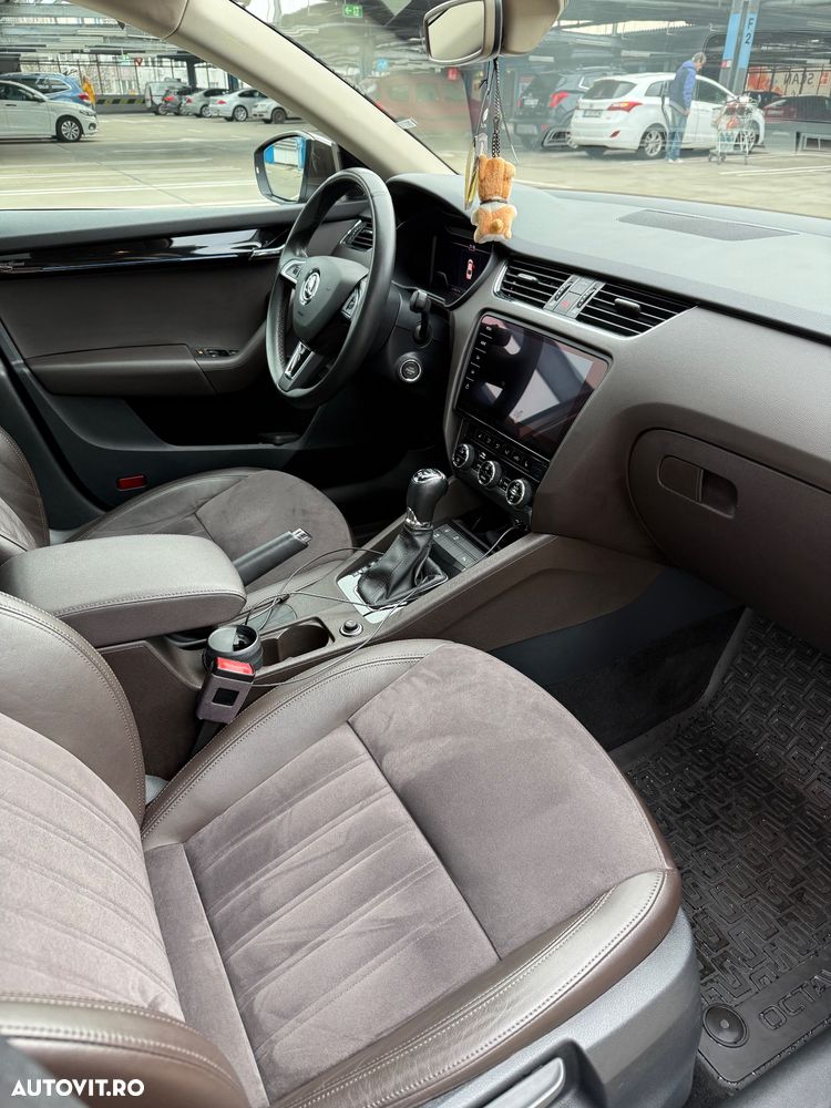 Skoda Octavia 2.0 TSI DSG 4X4 Laurin&Klement - 32