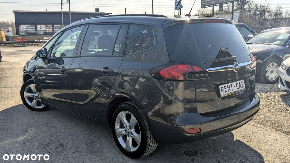 Opel Zafira - 8
