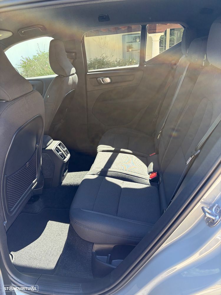 Volvo XC 40 Recharge Extended Range Core - 22