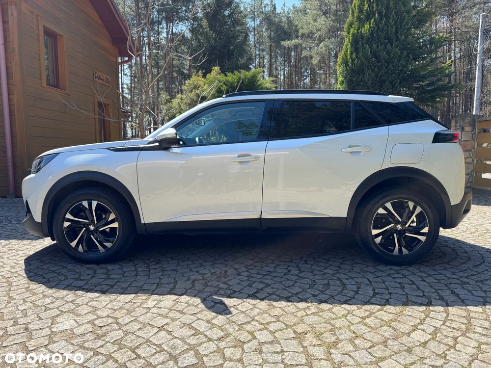 Peugeot 2008 1.2 PureTech Allure S&S EAT8 - 3