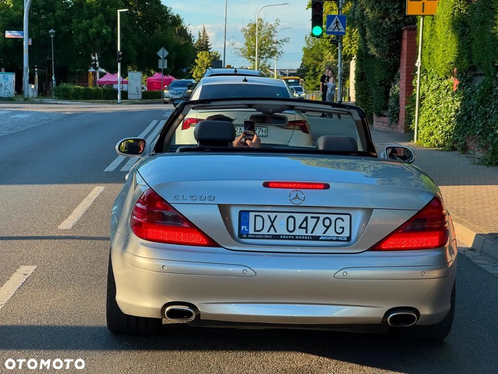 Mercedes-Benz SL - 33