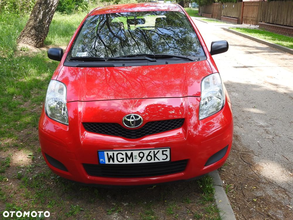 Toyota Yaris 1.0 Entry - 2