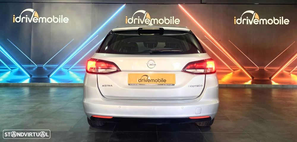 Opel Astra Sports Tourer - 7