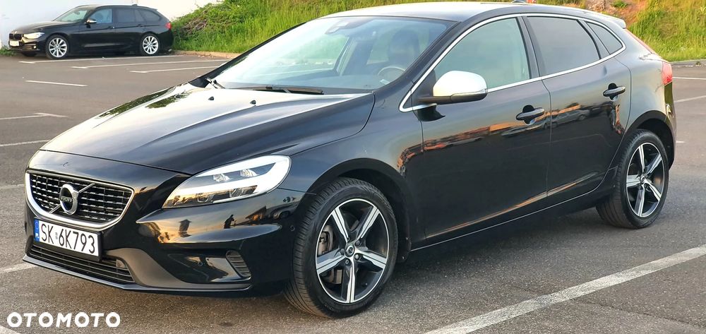 Volvo V40 D3 Geartronic RDesign - 1