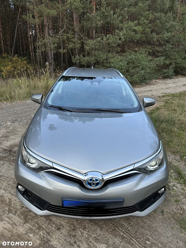 Toyota Auris - 1