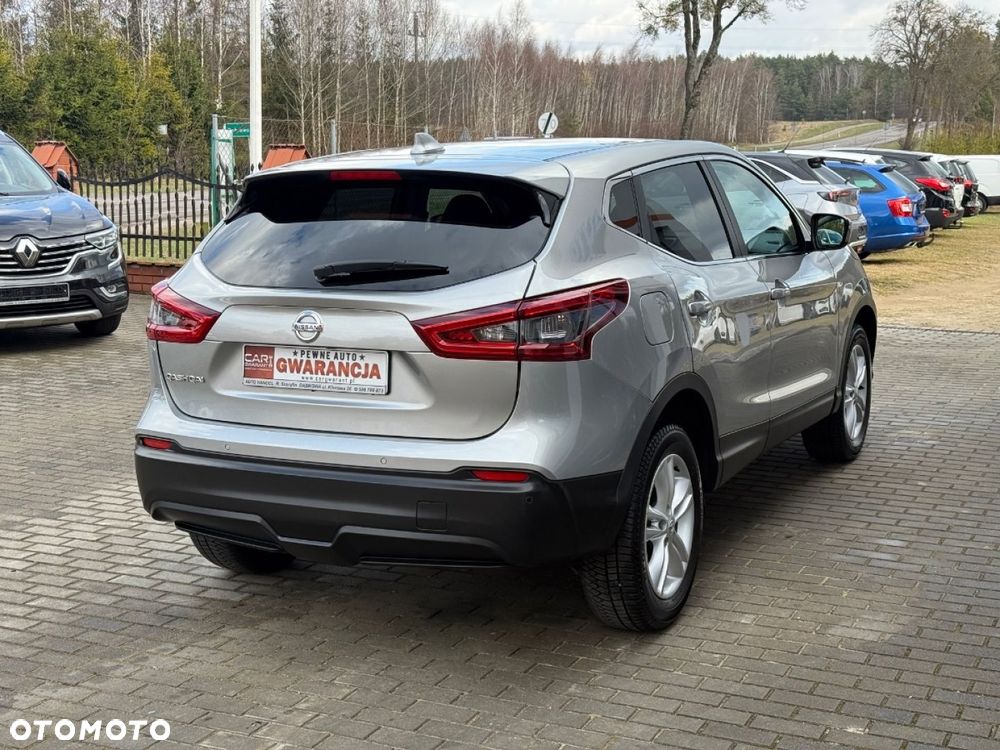 Nissan Qashqai - 10