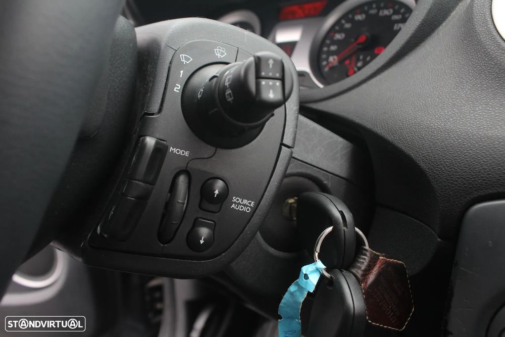 Renault Clio 1.5 dCi Dynamique S - 33