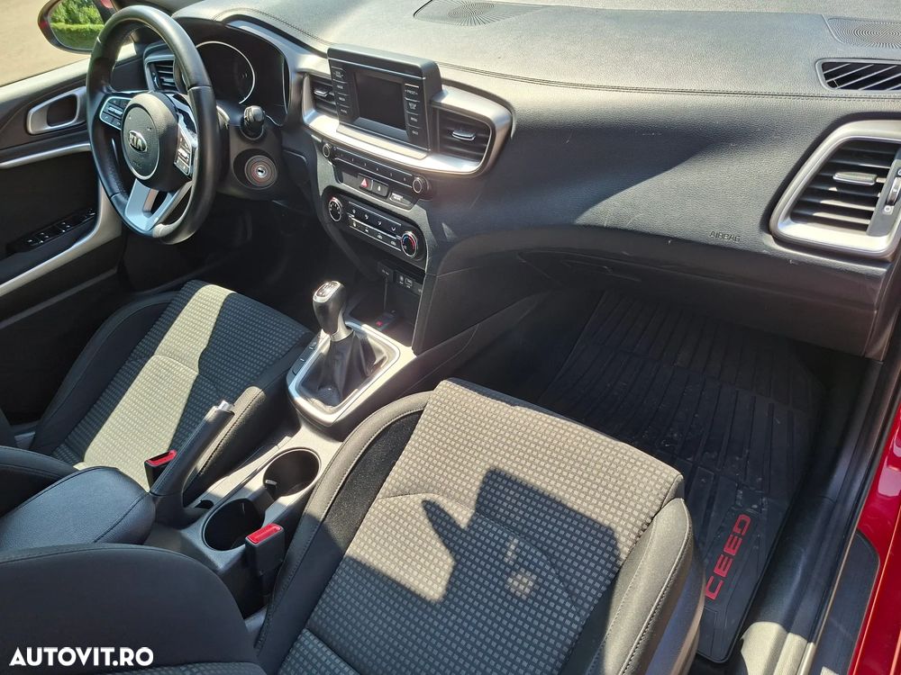 Kia Ceed 1.4 GSL Best - 12