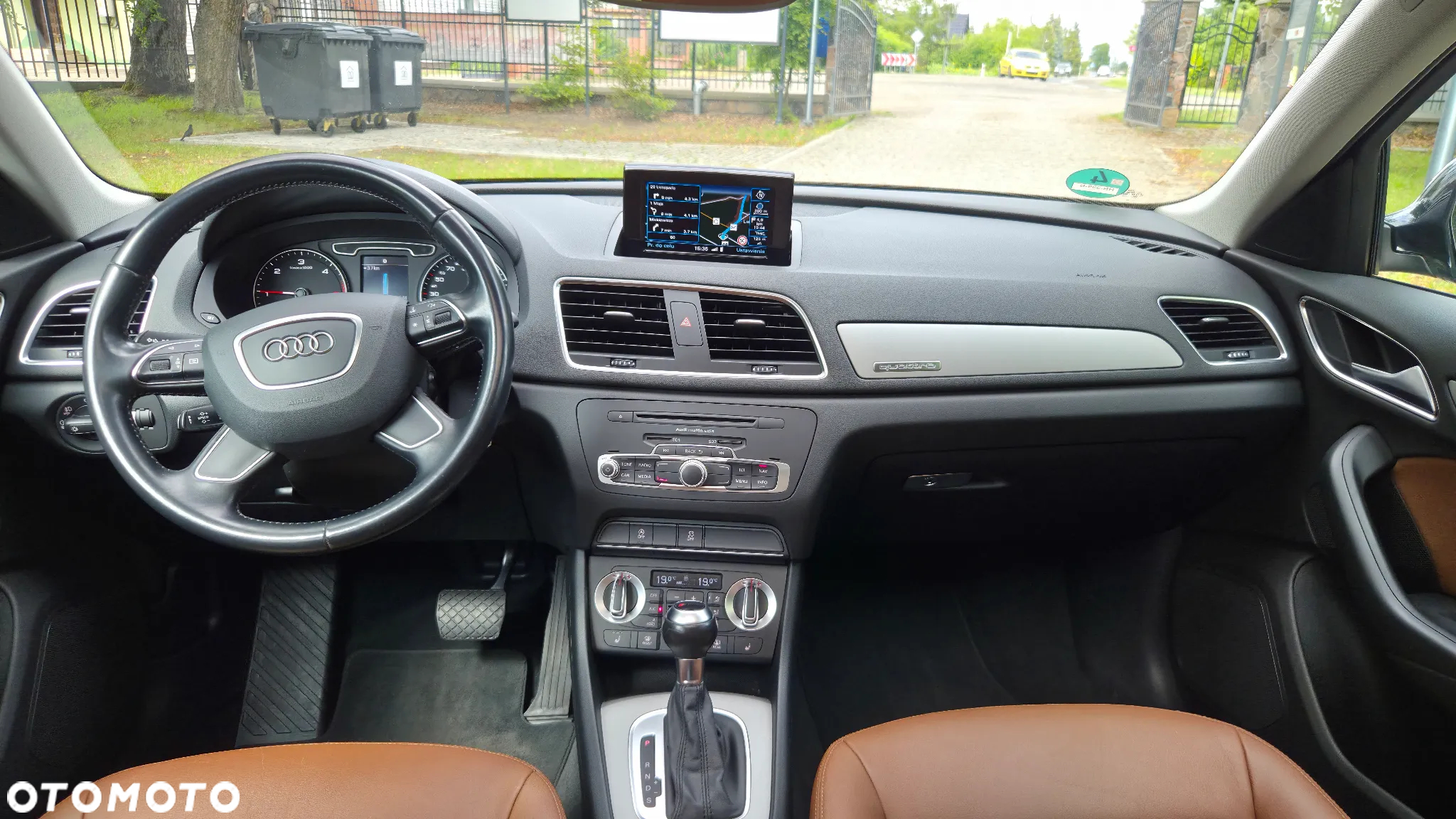 Audi Q3 2.0 TDI Quattro Edycja Specjalna S tronic - 31