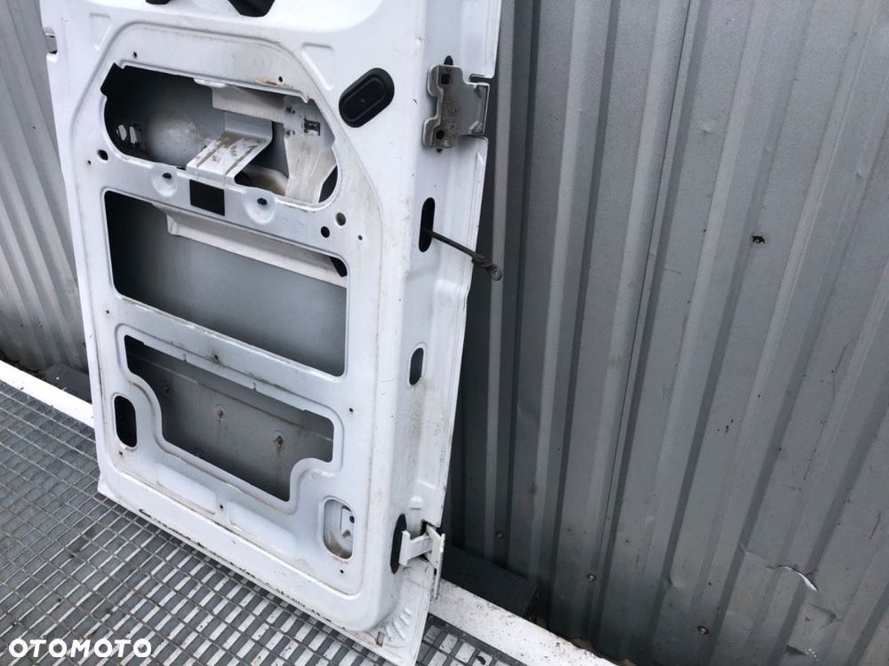 DRZWI LEWY TYŁ  OPEL MOVANO B Platforma / podwozie (X62) 2010 - 2022 2.3 CDTI FWD (EV, HV, UV) 96 - 8