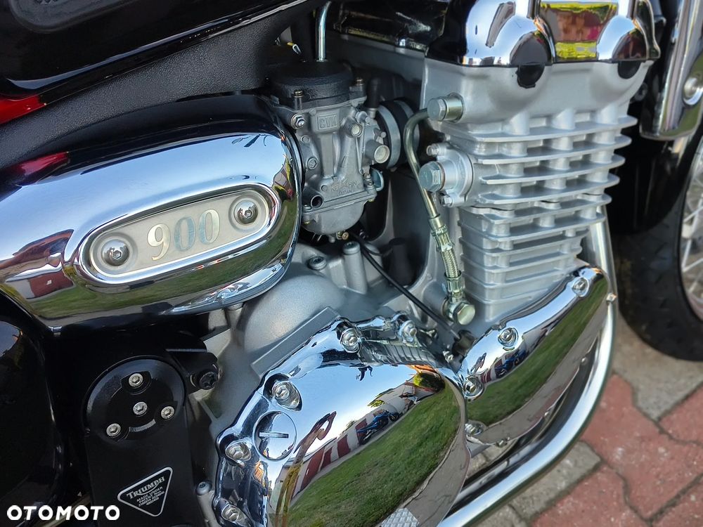 Triumph Thunderbird - 18