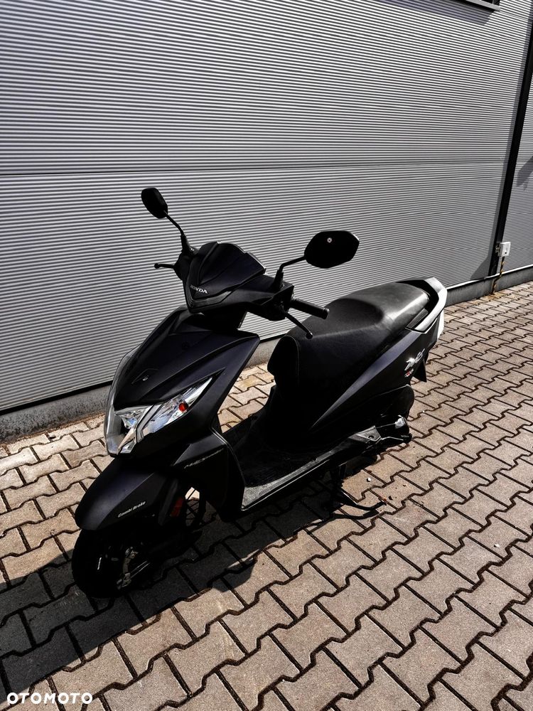 Honda Dio - 2