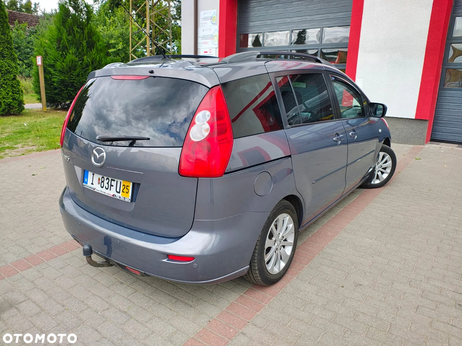 Mazda 5 - 16