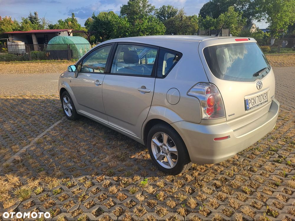 Toyota Corolla Verso 1.8 Sol 7os - 15