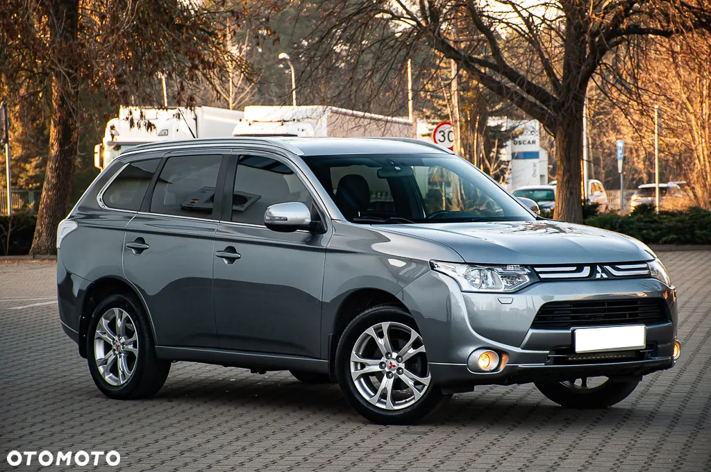 Mitsubishi Outlander 2.0 2WD CVT Diamant Edition+ - 5