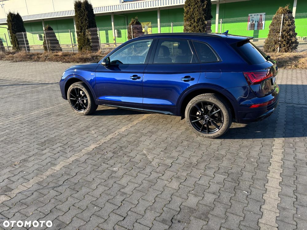 Audi Q5 55 TFSI e Quattro S Line S tronic - 4