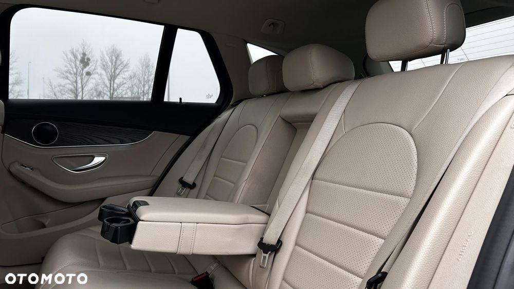 Mercedes-Benz Klasa C - 27