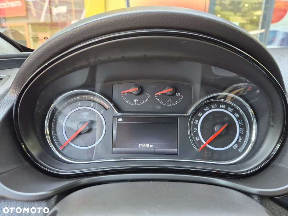 Opel Insignia 2.0 CDTI Active 4x4 - 12
