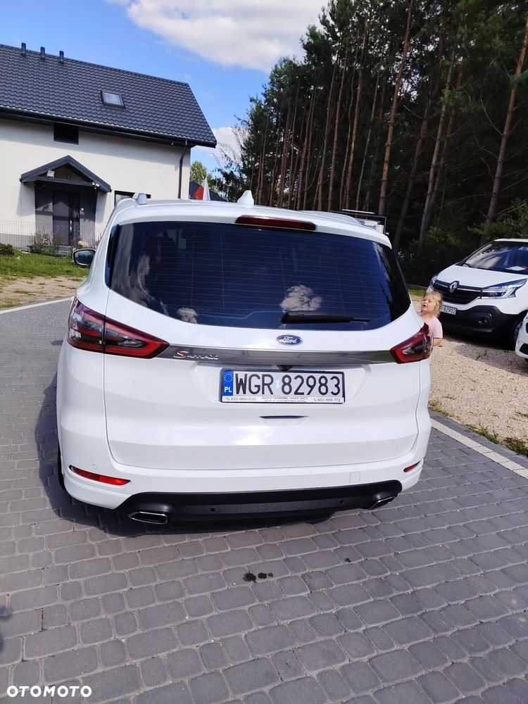 Ford S-Max - 8