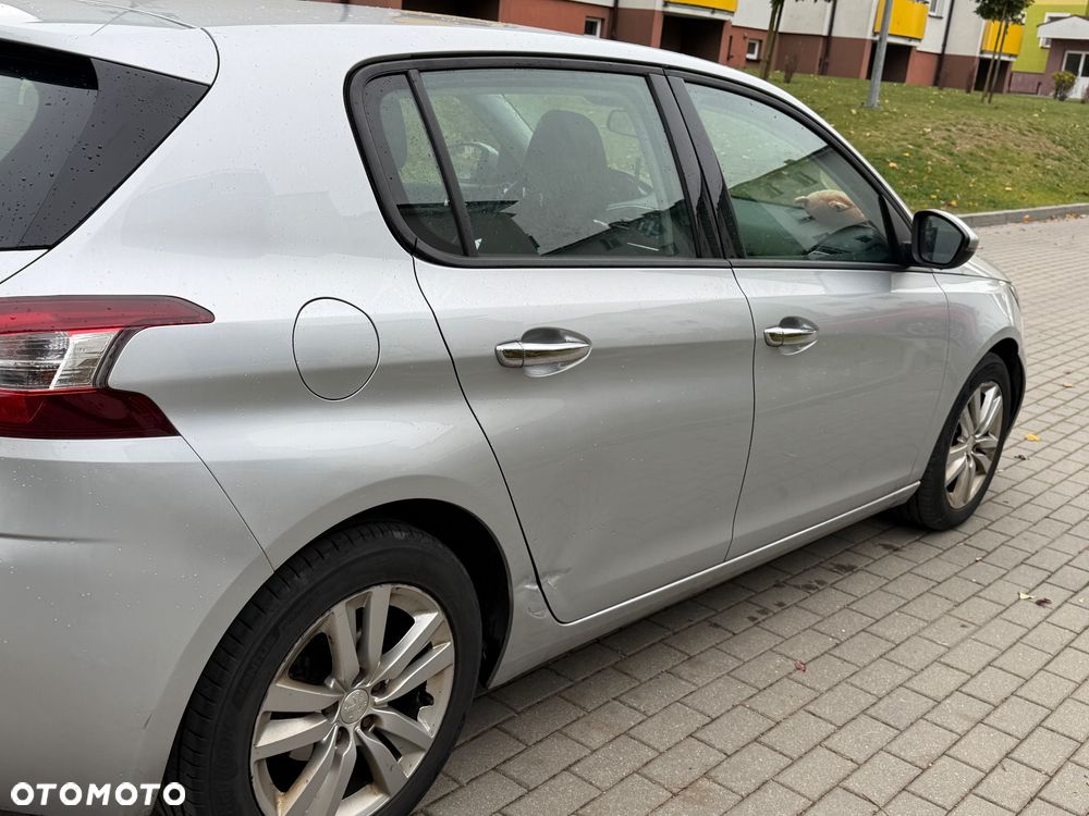 Peugeot 308 - 3