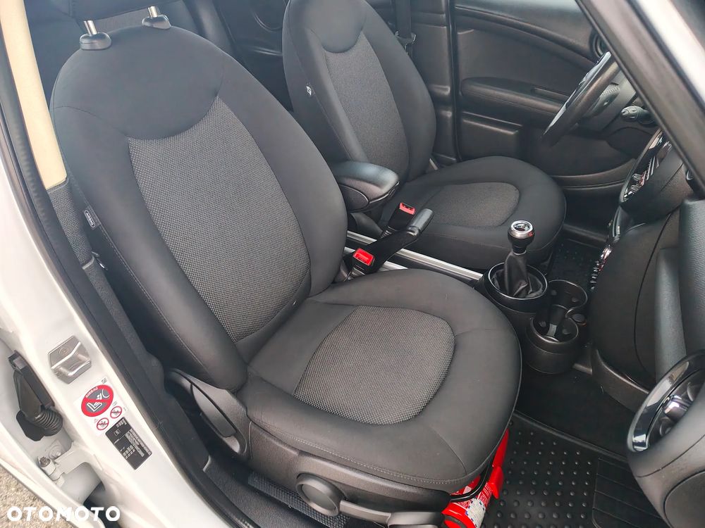 MINI Countryman Cooper D - 34