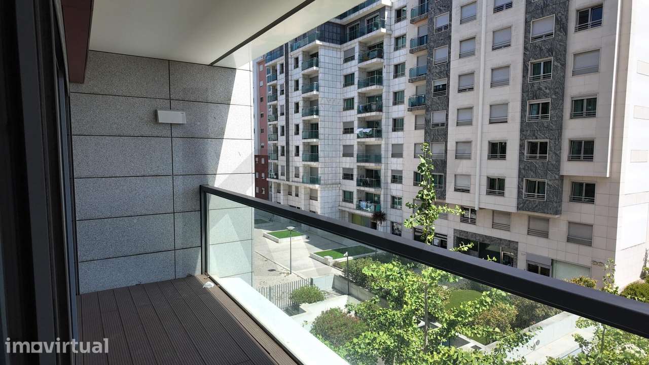 T3 Condomínio Privado | c/Piscina / Azinhaga das Galhardas - Grande imagem: 3/19