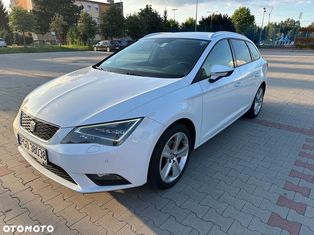 Seat Leon 2.0 TDI DPF Start&Stop DSG Style - 4