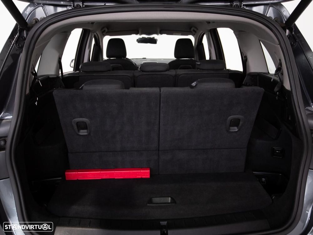 BMW 216 Gran Tourer - 13