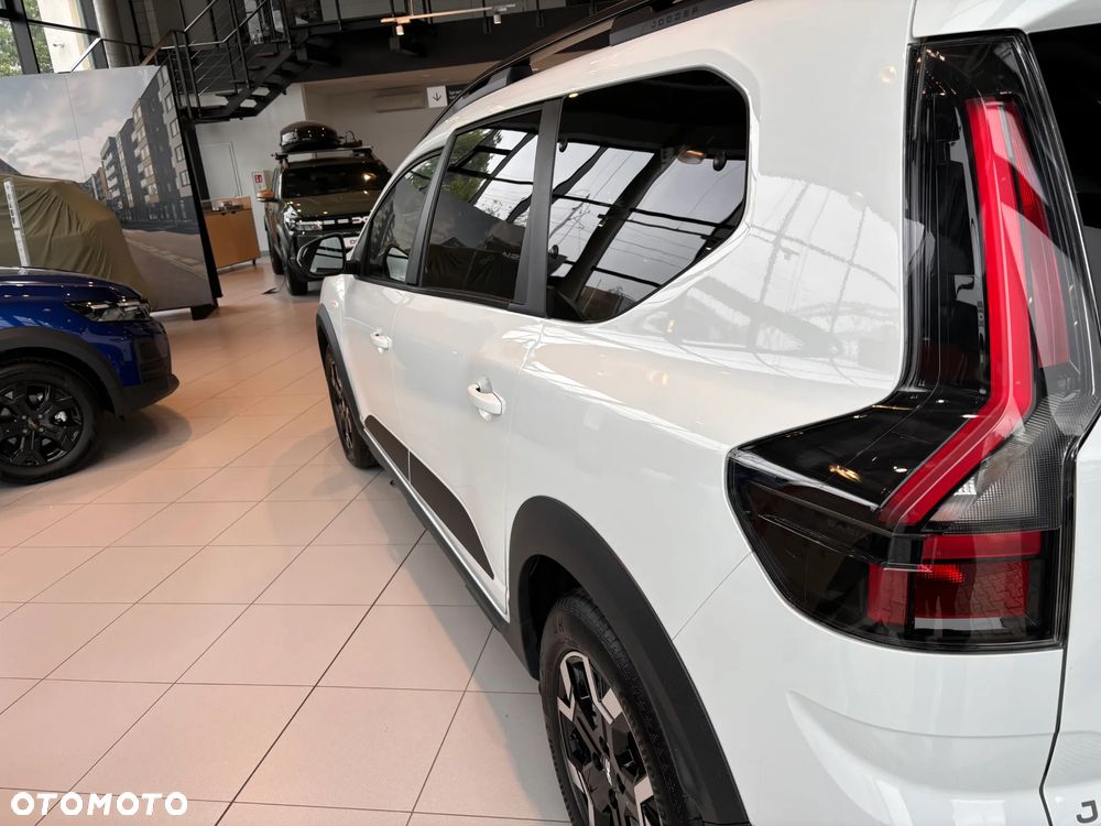 Dacia Jogger 1.8 Full Hybrid 155 Journey MMT - 5