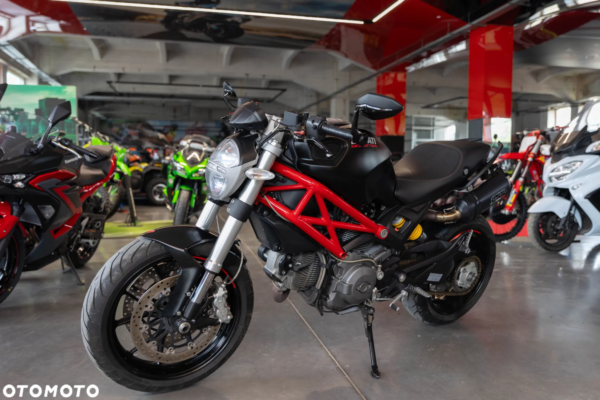 Ducati Monster - 3