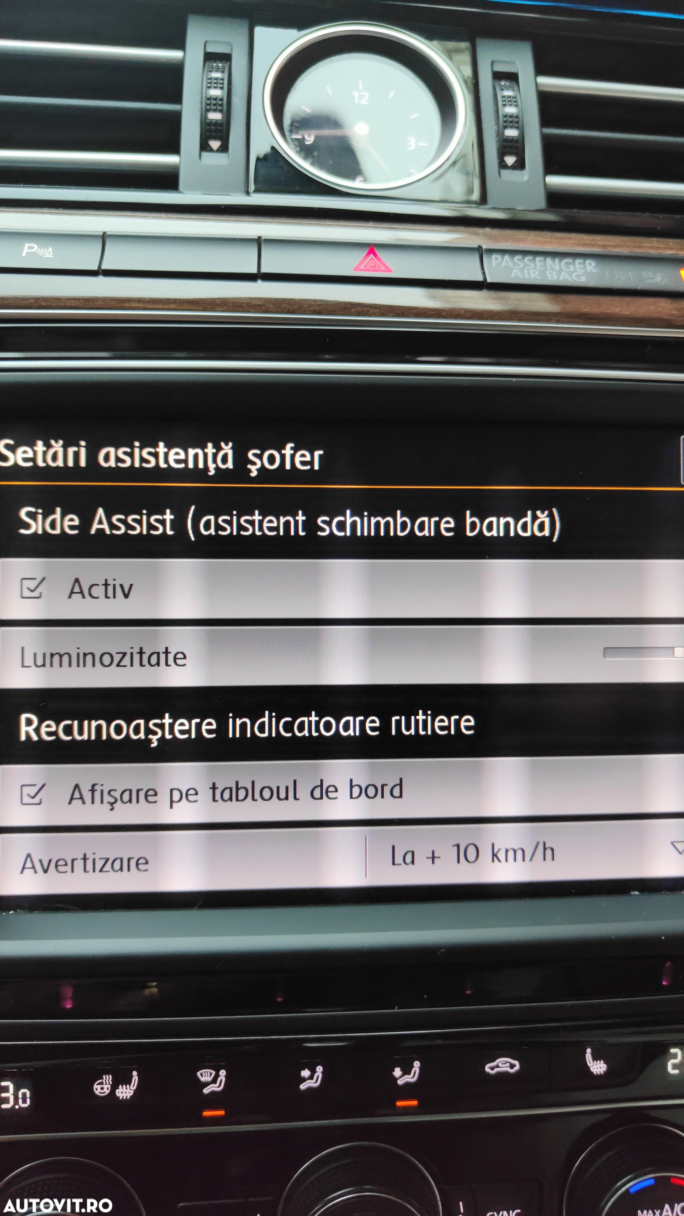 Volkswagen Passat Variant 2.0 TDI DSG Highline - 12