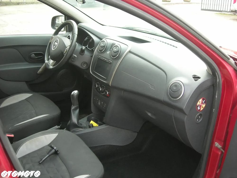 Dacia Sandero Stepway 1.5 dCi - 17