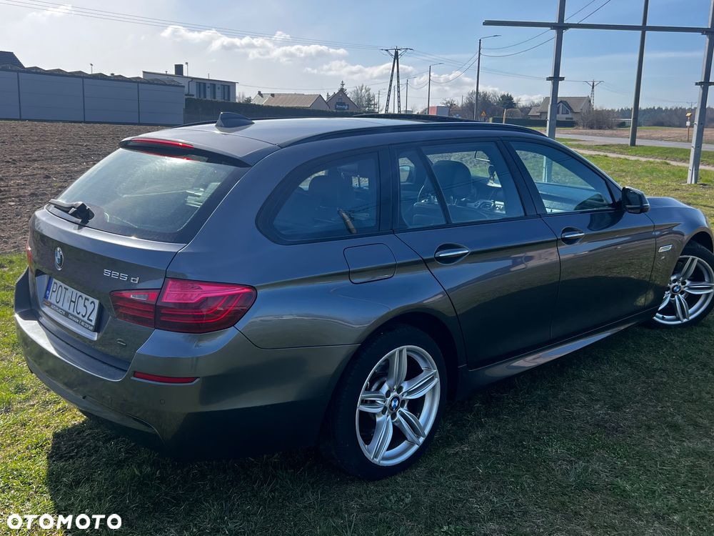 BMW Seria 5 525d Sport-Aut Modern Line - 4