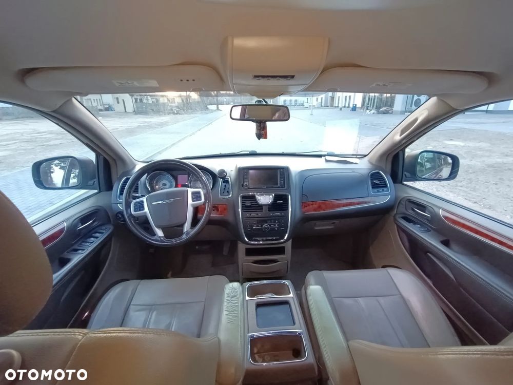 Chrysler Town & Country 3.6 Touring - 14