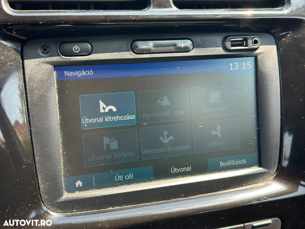 Dacia Spring Essential - 27