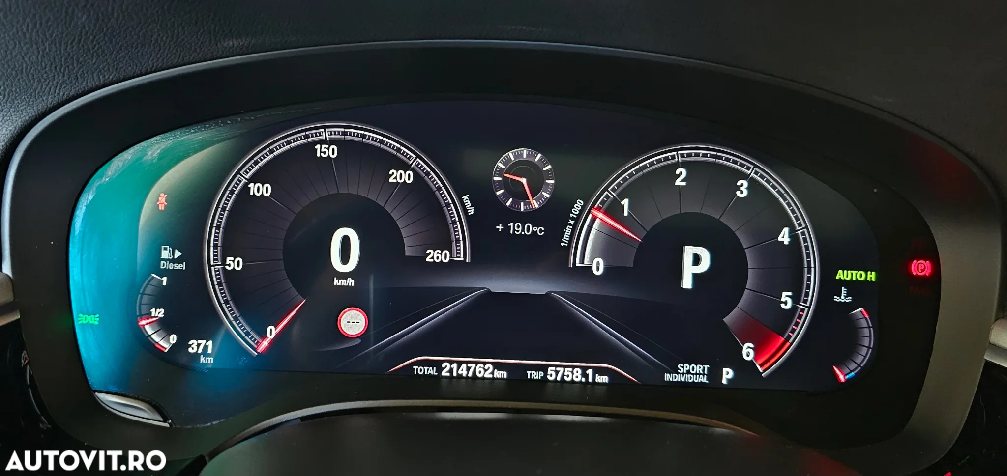 BMW Seria 5 530d xDrive AT - 25