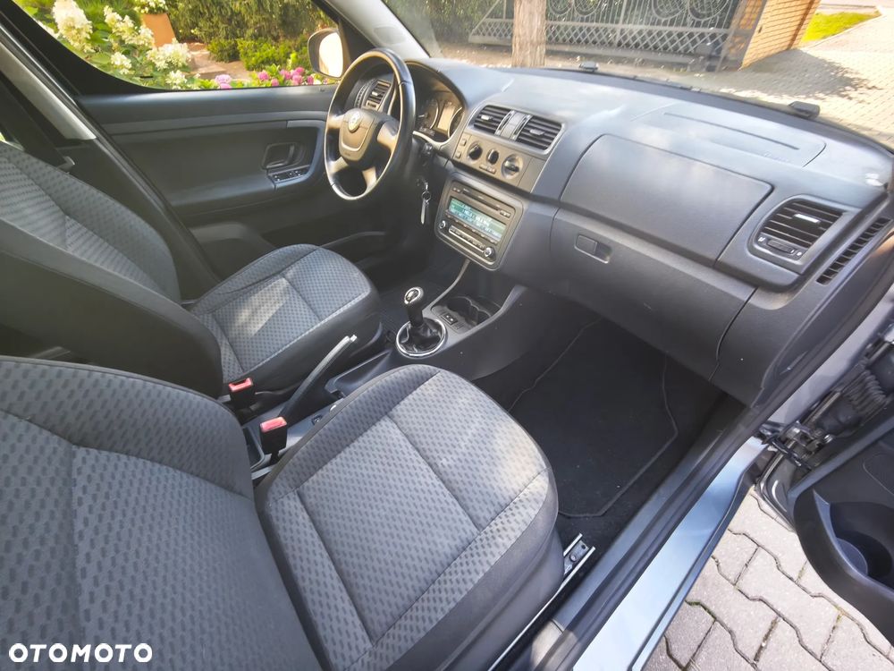 Skoda Roomster 1.2 TSI Style PLUS EDITION - 20