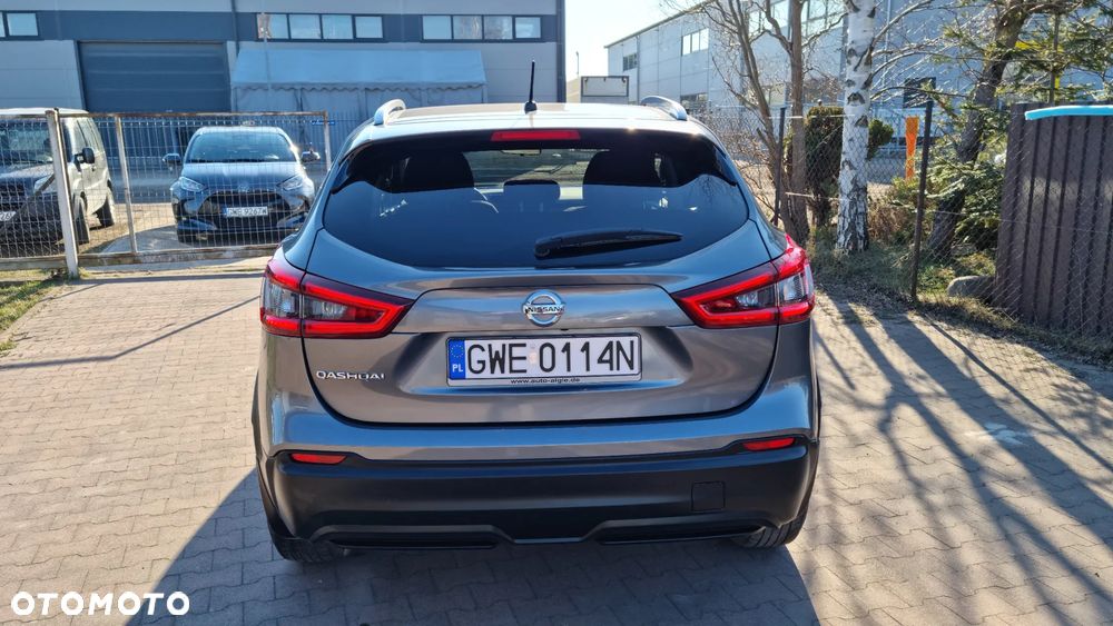 Nissan Qashqai - 4