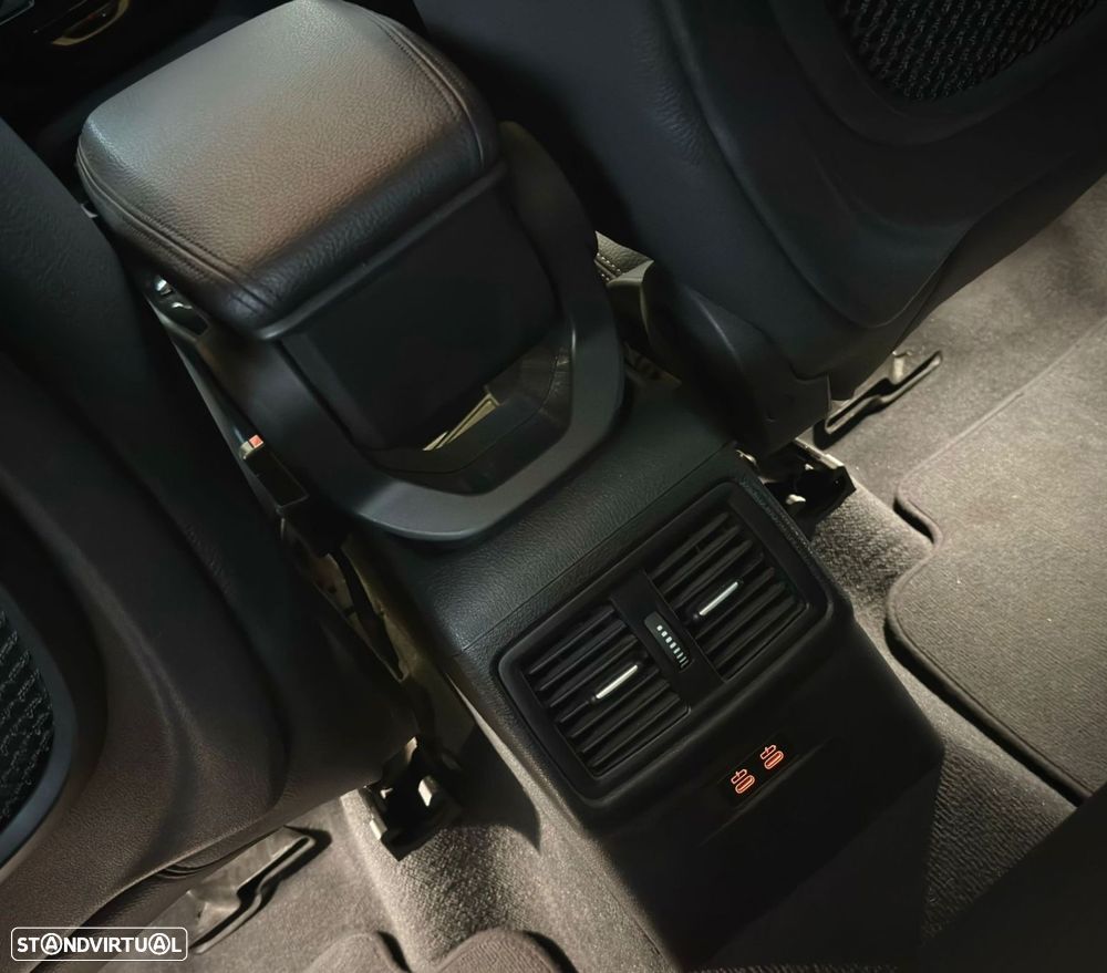 BMW X1 16 d sDrive Auto xLine - 25