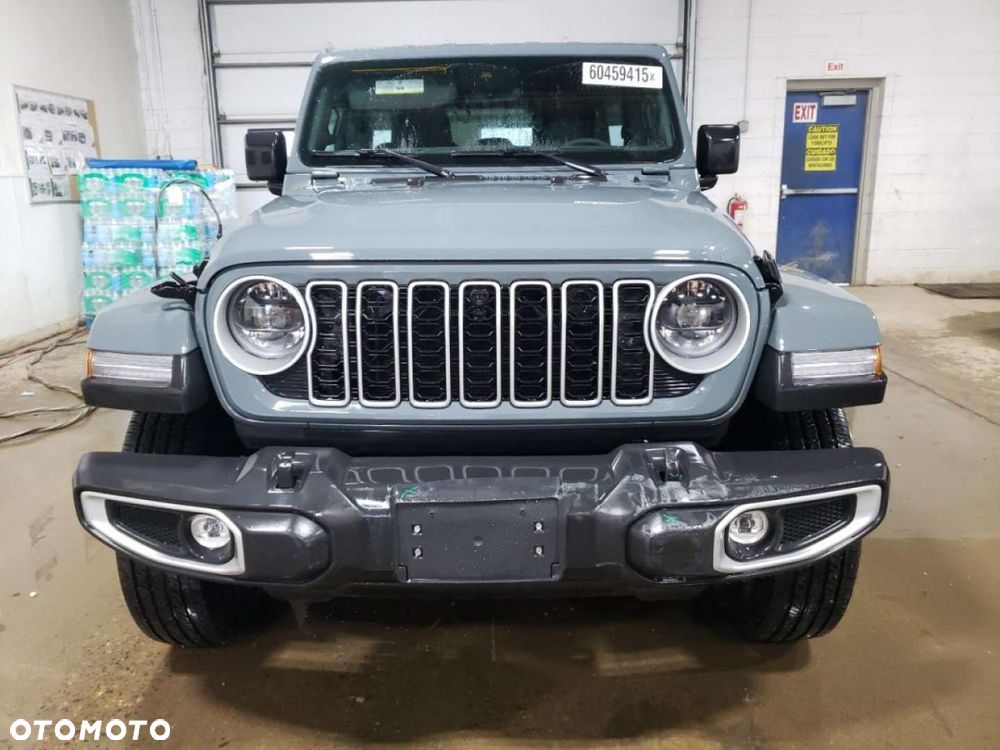 Jeep Wrangler - 5