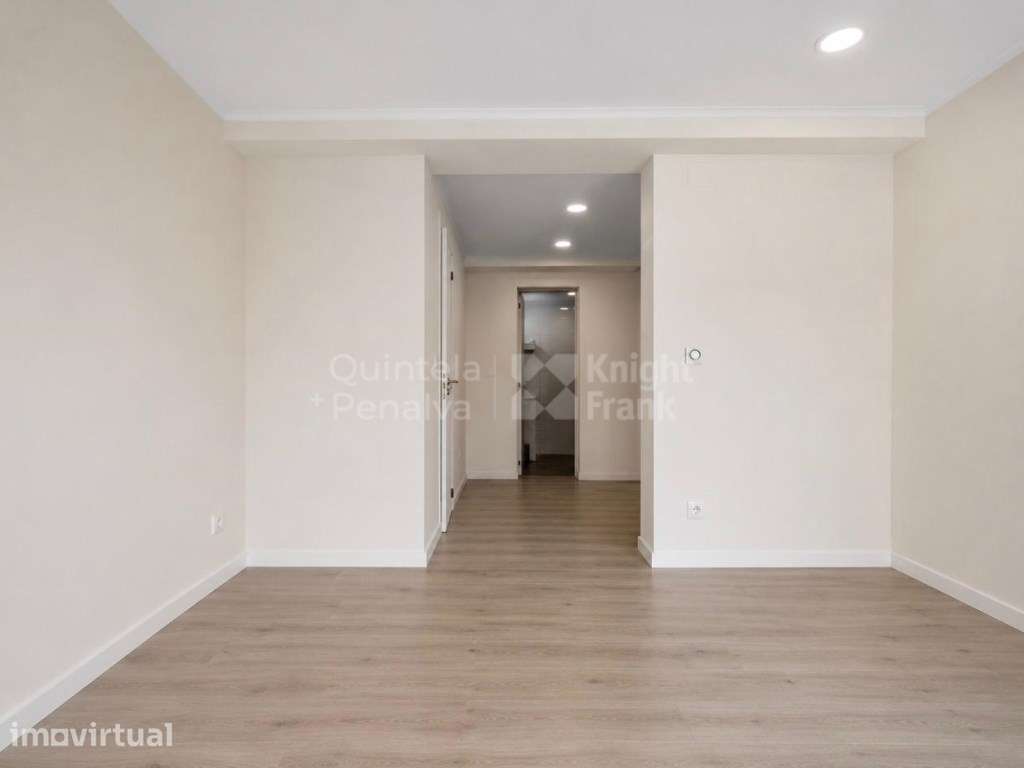 Apartamento T1+1, na Junqueira, em Lisboa - Grande imagem: 3/25