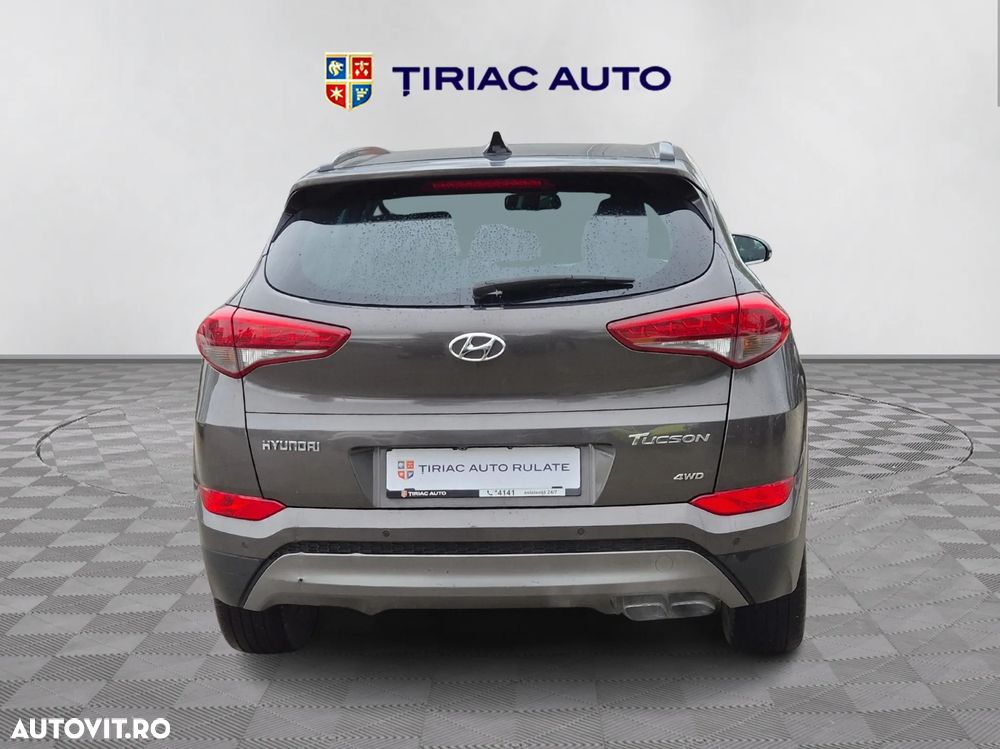 Hyundai Tucson 2.0 CRDI 4WD Automatik Style - 4