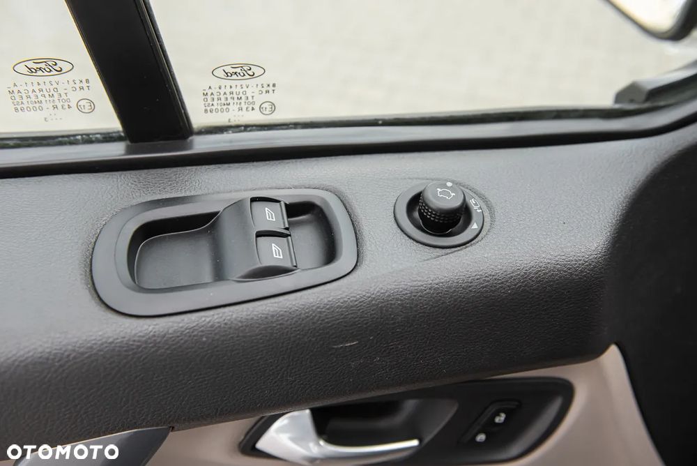 Ford Tourneo Custom 300 L1H1 VA Titanium - 16