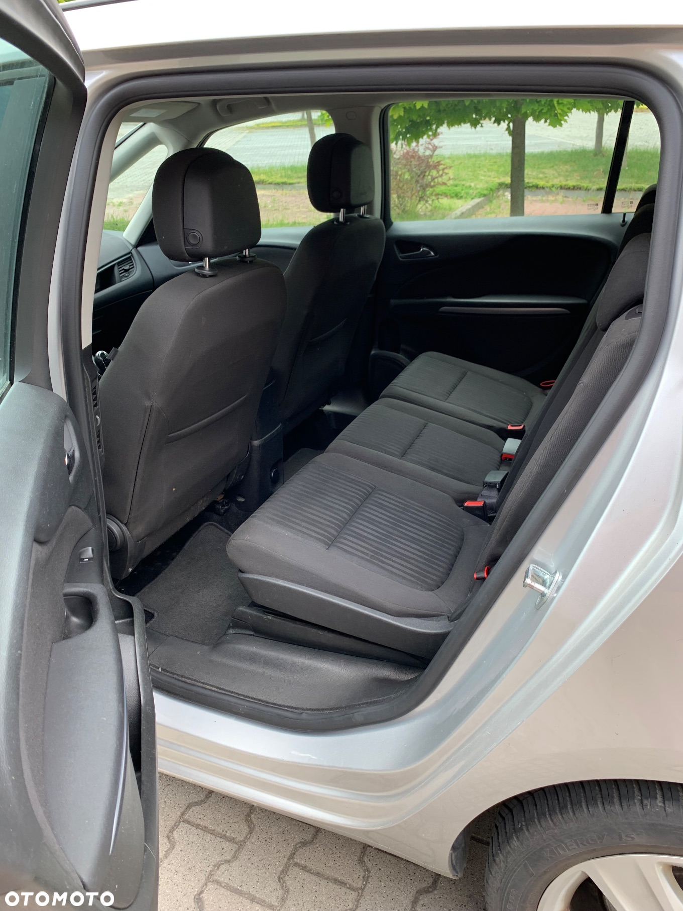 Opel Zafira - 9